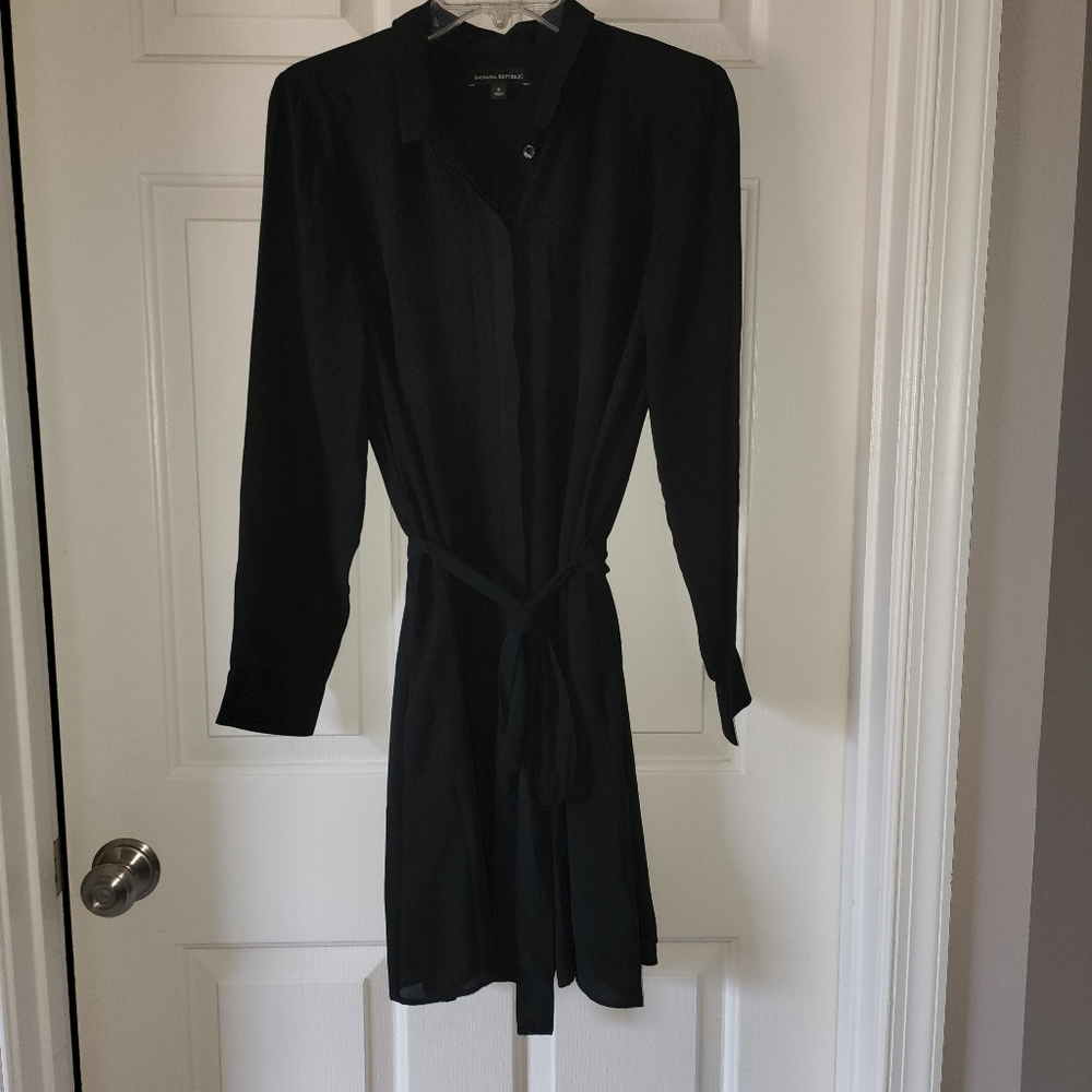 NEW Banana Tepublic Tie Waist button down black dress with pockets